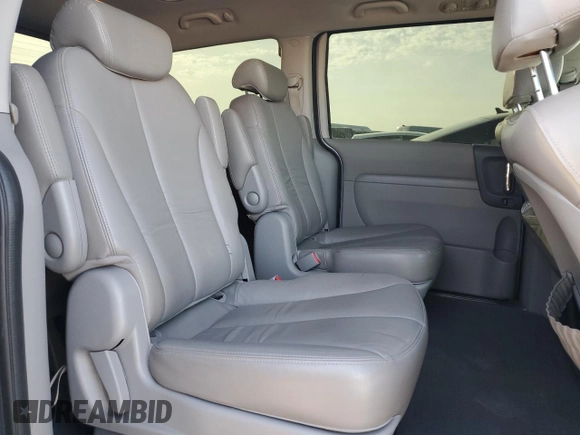 2010 Kia Sedona EX with VIN KNDMH4C3XA6343775, listed as a Copart auction lot 42478405 with 183,874 mi miles and Clean Title. Bid and sale history available at carsss.com. Image 11.