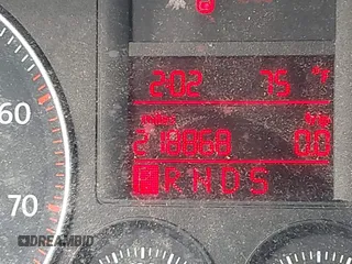 2007 Volkswagen Rabbit с VIN WVWDR71K97W197841, выставлен на аукционе IAAI как лот 42188383 с пробегом 218 868 миль миль и . История ставок и продаж доступна на DreamBid. Изображение 13.