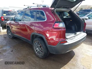 2020 Jeep Cherokee Altitude with VIN 1C4PJLLB3LD615567, listed as a IAAI auction lot 41716186 with 192,523 mi miles and . Bid and sale history available at carsss.com. Image 3.