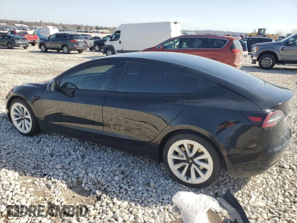 2021 Tesla Model 3 Standard Range Plus z VIN 5YJ3E1EA1MF077201, wystawiony jako Copart lot #49576465 z przebiegiem 34 809 mil mil oraz Szkody całkowita. Historia ofert i sprzedaży dostępna na DreamBid. Obrazek 2.