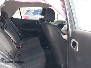 2021 Hyundai Venue Denim z VIN KMHRC8A31MU093143, wystawiony jako IAAI lot #41541572 z przebiegiem 24 804 mil mil oraz . Historia ofert i sprzedaży dostępna na DreamBid. Obrazek 8.