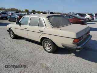 1981 Mercedes-Benz 300 with VIN WDBAB30A2BB219265, listed as a Copart auction lot 77296414 with Not Provided miles and Clean Title. Bid and sale history available at carsss.com. Image 2.