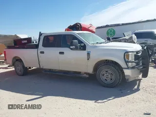 2019 Ford Super Duty F-250 SRW XL with VIN 1FT7W2A69KEC68823, listed as a IAAI auction lot 41689175 with 153,022 mi miles. Bid and sale history available at carsss.com. Image 13.