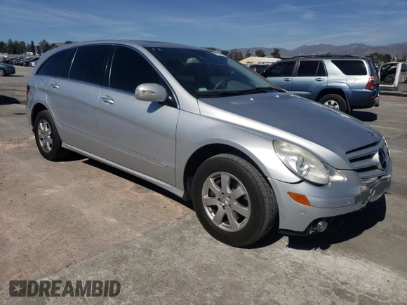 2008 Mercedes-Benz R 3.5L with VIN 4JGCB56E48A067693, listed as a Copart auction lot 47768415 with 192,977 mi miles and Salvage title. Bid and sale history available at DreamBid. Image 4.