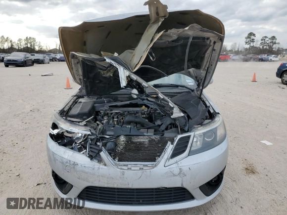 2010 Saab 9-3 z VIN YS3FA4CY6A1610828, wystawiony jako Copart lot #44616125 z przebiegiem 111 308 mil mil oraz Szkoda całkowita • Salvage title. Historia ofert i sprzedaży dostępna na DreamBid. Obrazek 5.