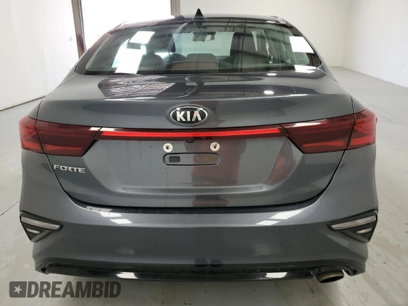 2020 Kia Forte LXS with VIN 3KPF24AD0LE260438, listed as a Copart auction lot 53735035 with 121,462 mi miles and Clean Title. Bid and sale history available at carsss.com. Image 6.