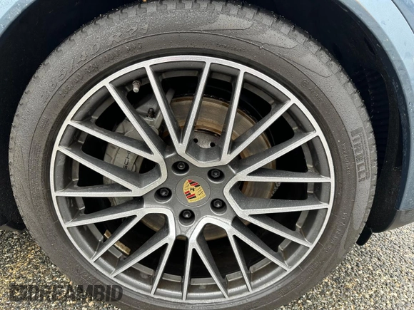 2019 Porsche Cayenne S with VIN WP1AB2AY2KDA61391, listed as a Copart auction lot 52459645 with 151,916 mi miles and Clean title. Bid and sale history available at DreamBid. Image 11.