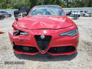 2020 Alfa Romeo Giulia Ti Sport z VIN ZARFAMBN9L7638983, wystawiony jako Copart lot #58692915 z przebiegiem Nie podano mil oraz Nie do naprawy • Non repairable. Historia ofert i sprzedaży dostępna na DreamBid. Obrazek 5.