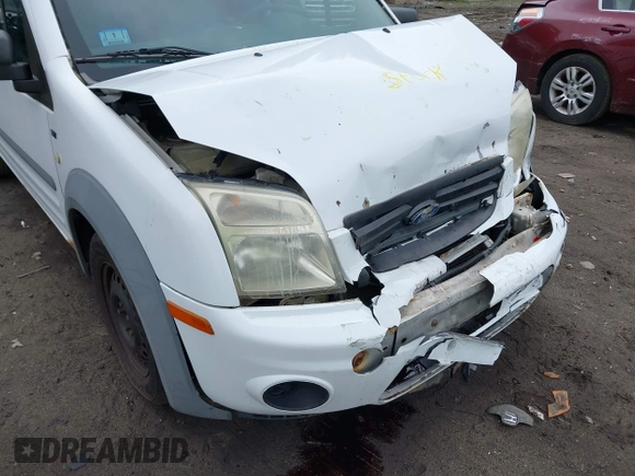 2010 Ford Transit Connect XLT z VIN NM0LS6BN5AT014797, wystawiony jako IAAI lot #42517888 z przebiegiem 163 264 mil mil oraz . Historia ofert i sprzedaży dostępna na DreamBid. Obrazek 13.