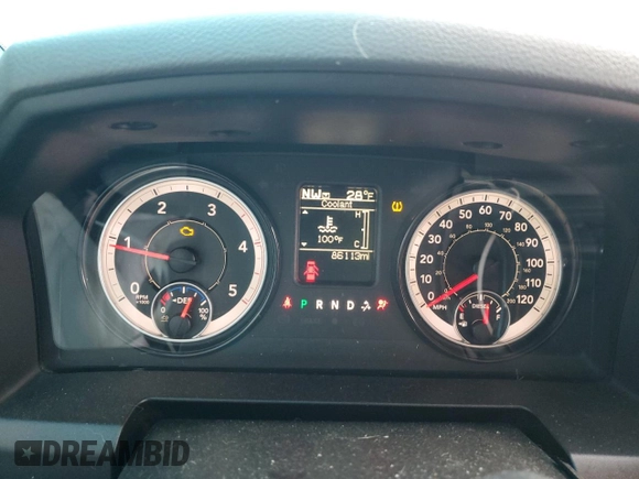 2018 Ram 2500 Big Horn z VIN 3C6UR5DL2JG215568, wystawiony jako Copart lot #87647215 z przebiegiem 86 113 mil mil oraz Szkoda całkowita • Salvage title. Historia ofert i sprzedaży dostępna na DreamBid. Obrazek 9.