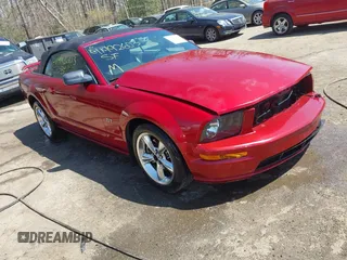 2006 Ford Mustang GT Deluxe with VIN 1ZVHT85H965199002, listed as a IAAI auction lot 41992603 with 97,137 mi miles and . Bid and sale history available at DreamBid. Image 1.
