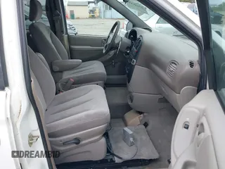2003 Dodge Caravan Sport z VIN 2D4GP44L13R137970, wystawiony jako IAAI lot #42458333 z przebiegiem 63 431 mil mil oraz . Historia ofert i sprzedaży dostępna na DreamBid. Obrazek 5.