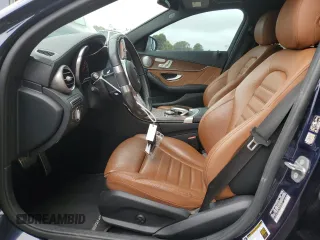 2020 Mercedes-Benz C 43 AMG z VIN W1KWF6EB4LR585855, wystawiony jako Copart lot #54072045 z przebiegiem 46 916 mil mil oraz Szkoda całkowita • Salvage title. Historia ofert i sprzedaży dostępna na DreamBid. Obrazek 7.