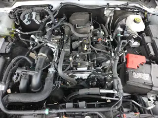2024 Ford Bronco Black Diamond z VIN 1FMDE1AH8RLA95282, wystawiony jako Copart lot #62081405 z przebiegiem 5 446 mil mil oraz Szkoda całkowita • Salvage title. Historia ofert i sprzedaży dostępna na DreamBid. Obrazek 16.