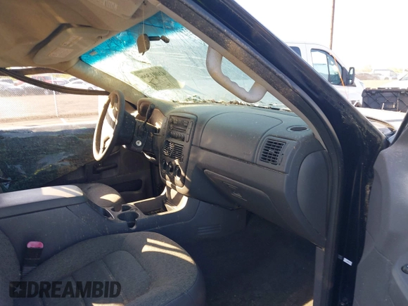 2005 Ford Explorer XLS with VIN 1FMZU62K95UA61162, listed as a IAAI auction lot 42001366 with Not Provided miles and . Bid and sale history available at DreamBid. Image 5.