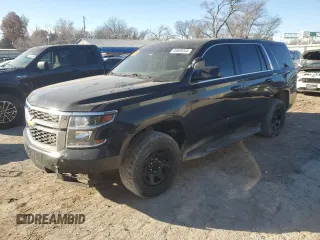 2016 Chevrolet Tahoe Commercial z VIN 1GNLCDEC4GR273681, wystawiony jako Copart lot #83809344 z przebiegiem 132 802 mil mil oraz Szkoda całkowita • Salvage title. Historia ofert i sprzedaży dostępna na DreamBid. Obrazek 1.