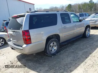 2007 Chevrolet Suburban LT с VIN 3GNFC16J37G306159, выставлен на аукционе IAAI как лот 41746563 с пробегом 289 770 миль миль и . История ставок и продаж доступна на DreamBid. Изображение 4.