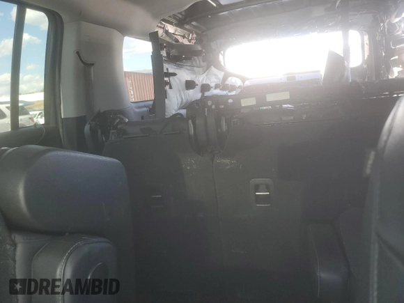 2016 Chevrolet Suburban LTZ with VIN 1GNSCJKC5GR363954, listed as a Copart auction lot 50562365 with 189,077 mi miles and Salvage title. Bid and sale history available at DreamBid. Image 10.