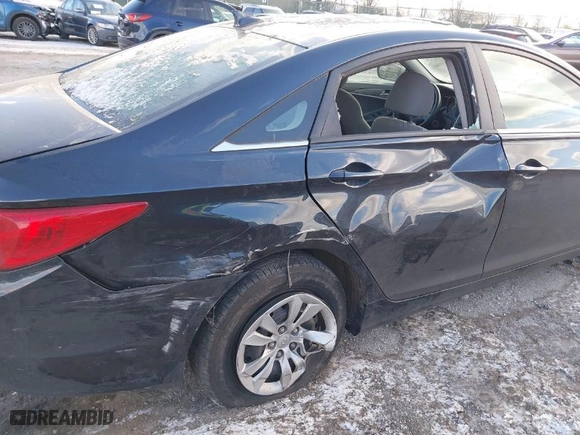 2011 Hyundai Sonata GLS PZEV with VIN 5NPEB4AC3BH212834, listed as a IAAI auction lot 41253992 with 159,026 mi miles. Bid and sale history available at carsss.com. Image 6.