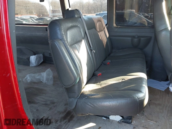 2012 Chevrolet Express Passenger 1LT z VIN 1GAZG1FG8C1109469, wystawiony jako IAAI lot #41319826 z przebiegiem 246 801 mil mil oraz . Historia ofert i sprzedaży dostępna na DreamBid. Obrazek 8.