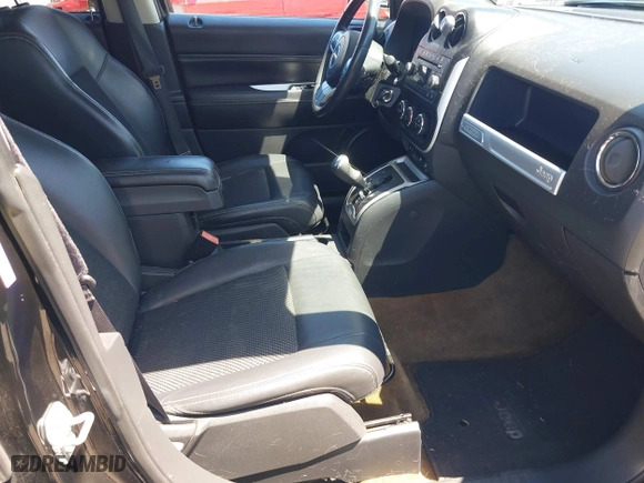 2016 Jeep Compass High Altitude Edition with VIN 1C4NJCEA3GD694112, listed as a IAAI auction lot 42060077 with 133,770 mi miles. Bid and sale history available at carsss.com. Image 5.