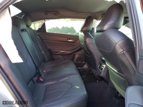 2022 Toyota Avalon XLE with VIN 4T1JZ1FB4NU077717, listed as a Copart auction lot 82772264 with 47,926 mi miles and Salvage Title. Bid and sale history available at carsss.com. Image 10.
