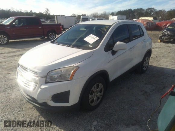 2015 Chevrolet Trax LS with VIN KL7CJKSB6FB085330, listed as a IAAI auction lot 41650191 with 81,830 mi miles. Bid and sale history available at carsss.com. Image 17.