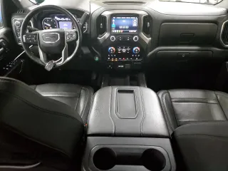 2020 GMC Sierra 3500HD Denali z VIN 1GT49WEY3LF279387, wystawiony jako Copart lot #84054454 z przebiegiem 140 648 mil mil oraz Szkoda całkowita • Salvage title. Historia ofert i sprzedaży dostępna na DreamBid. Obrazek 8.