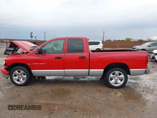 2003 Dodge 1500 ST z VIN 1D7HA18D73S243476, wystawiony jako IAAI lot #40888678 z przebiegiem 199 160 mil mil oraz . Historia ofert i sprzedaży dostępna na DreamBid. Obrazek 14.