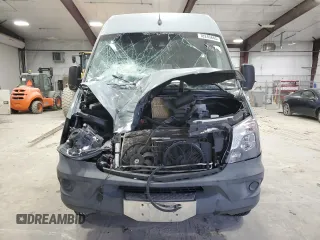 2014 Mercedes-Benz Sprinter with VIN WD4PE8DC7E5873960, listed as a Copart auction lot 78246843 with Not Provided miles and Salvage Title. Bid and sale history available at DreamBid. Image 5.