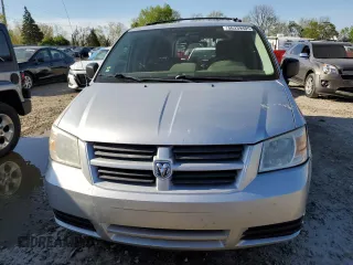 2009 Dodge Grand Caravan SE z VIN 1D8HN44E19B520096, wystawiony jako Copart lot #56339405 z przebiegiem 152 655 mil mil oraz Czysty tytuł • Clean title. Historia ofert i sprzedaży dostępna na DreamBid. Obrazek 5.
