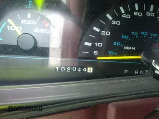1994 Oldsmobile Cutlass Ciera S z VIN 1G3AG55M8R6308892, wystawiony jako IAAI lot #33481049 z przebiegiem 102 044 mil mil oraz . Historia ofert i sprzedaży dostępna na DreamBid. Obrazek 7.