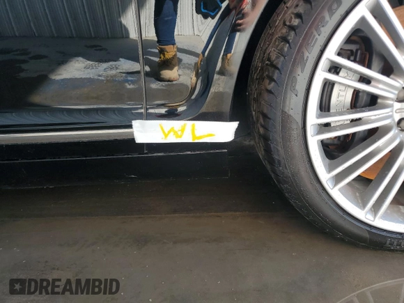 2011 Bentley Continental GT with VIN SCBDP3ZA1BC067897, listed as a Copart auction lot 44470035 with 32,404 mi miles and Salvage Title. Bid and sale history available at DreamBid. Image 12.