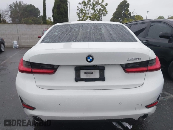 2019 BMW 3 Series 330i with VIN WBA5R1C54KAK09616, listed as a IAAI auction lot 41708353 with 46,277 mi miles and . Bid and sale history available at DreamBid. Image 16.