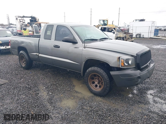 2006 Dodge Dakota ST with VIN 1D7HE22N66S594976, listed as a IAAI auction lot 41057615 with 212,059 mi miles and . Bid and sale history available at DreamBid. Image 1.