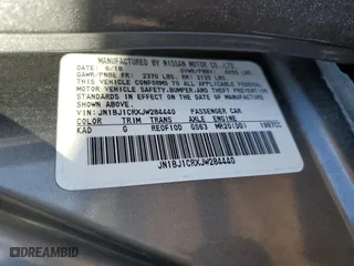 2018 Nissan Rogue Sport SV with VIN JN1BJ1CRXJW284440, listed as a Copart auction lot 68702582 with 64,112 mi miles. Bid and sale history available at carsss.com. Image 15.