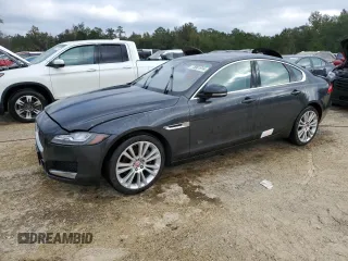 2017 Jaguar XF 20d Prestige with VIN SAJBK4BN3HCY37291, listed as a Copart auction lot 75961914 with 114,404 mi miles and Salvage Title. Bid and sale history available at carsss.com. Image 1.