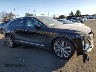 2024 Cadillac LYRIQ Luxury z VIN 1GYKPSRL0RZ110420, wystawiony jako Copart lot #42680525 z przebiegiem 13 999 mil mil oraz Szkoda całkowita • Salvage title. Historia ofert i sprzedaży dostępna na DreamBid. Obrazek 4.