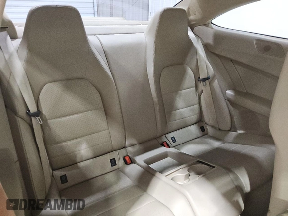2015 Mercedes-Benz C 250 with VIN WDDGJ4HB3FG366629, listed as a Copart auction lot 56400615 with 38,262 mi miles and Clean title. Bid and sale history available at DreamBid. Image 10.