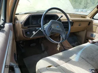 1987 Ford F-150 с VIN 1FTEF14H2HKB06296, выставлен на аукционе Copart как лот 57914035 с пробегом 40 931 миль миль и Чистый • Clean title. История ставок и продаж доступна на DreamBid. Изображение 8.