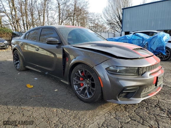 2022 Dodge Charger SRT Hellcat Widebody with VIN 2C3CDXL97NH155124, listed as a Copart auction lot 82694254 with 27,678 mi miles and Salvage Title. Bid and sale history available at carsss.com. Image 4.