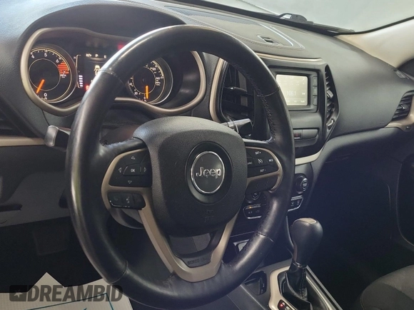2016 Jeep Cherokee Sport z VIN 1C4PJLAB2GW354879, wystawiony jako IAAI lot #42714225 z przebiegiem 119 464 mil mil oraz . Historia ofert i sprzedaży dostępna na DreamBid. Obrazek 6.