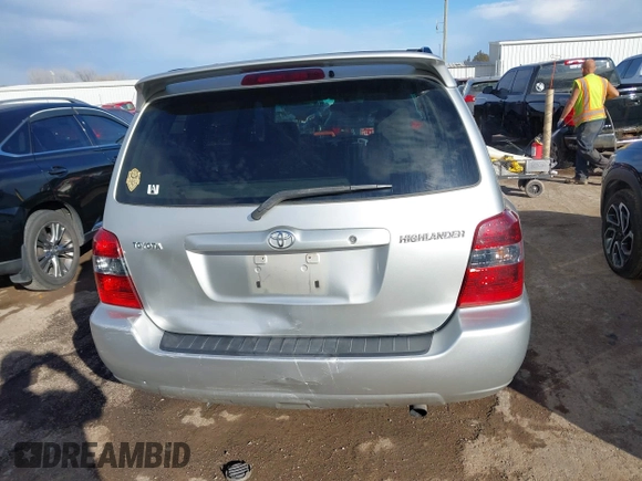 2006 Toyota Highlander with VIN JTEGD21A460133421, listed as a IAAI auction lot 41618125 with 202,454 mi miles and . Bid and sale history available at DreamBid. Image 16.