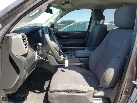 2022 Toyota Tundra 4WD SR5 with VIN 5TFLA5DB2NX011633, listed as a Copart auction lot 49884535 with 60,354 mi miles and Salvage Title. Bid and sale history available at carsss.com. Image 7.