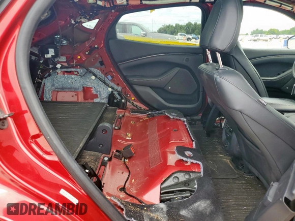 2021 Ford Mustang Mach-E Premium с VIN 3FMTK3R77MMA44925, выставлен на аукционе Copart как лот 64307295 с пробегом 30 714 миль миль и Списание • Salvage title. История ставок и продаж доступна на DreamBid. Изображение 10.