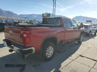 2022 Chevrolet Silverado 3500HD LT with VIN 1GC4YTEY7NF284452, listed as a Copart auction lot 81718494 with 34,567 mi miles and Salvage Title. Bid and sale history available at DreamBid. Image 3.