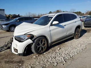 2019 BMW X1 sDrive28i with VIN WBXHU7C53K3H45694, listed as a Copart auction lot 85804084 with 151,645 mi miles and Salvage Title. Bid and sale history available at carsss.com. Image 1.