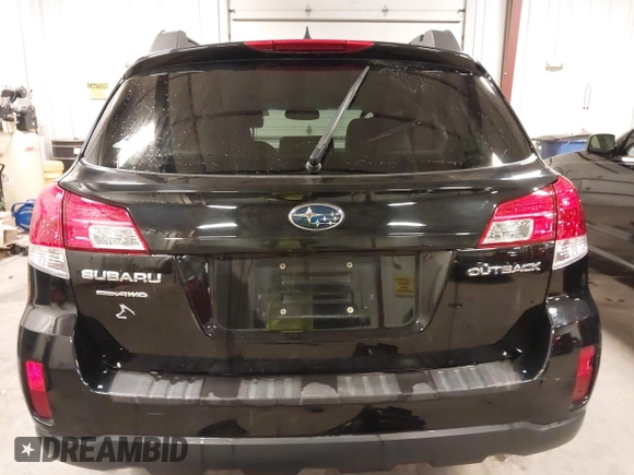 2014 Subaru Outback Limited with VIN 4S4BRCLC8E3310260, listed as a IAAI auction lot 41770376 with 176,687 mi miles and . Bid and sale history available at DreamBid. Image 17.