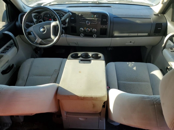 2008 Chevrolet Silverado 1500 LT w/1LT with VIN 2GCEC19C181100608, listed as a Copart auction lot 46993345 with 127,211 mi miles and Salvage Title. Bid and sale history available at carsss.com. Image 8.