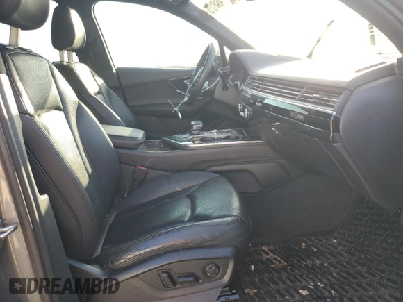 2017 Audi Q7 Premium Plus with VIN WA1LAAF74HD032453, listed as a Copart auction lot 48481215 with 97,964 mi miles and Clean Title. Bid and sale history available at carsss.com. Image 5.